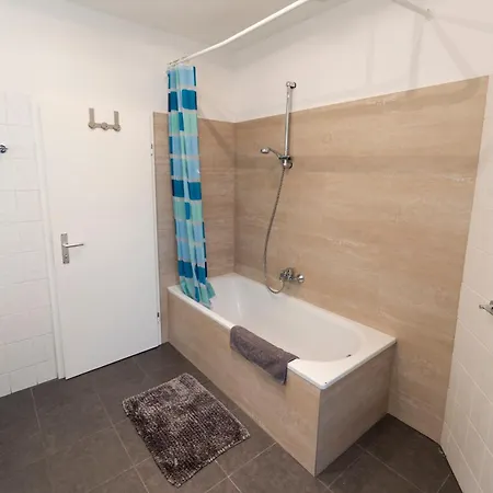 Md-3 Heidestrasse-zentrumsnah-2 Schlafzimmer-voll Ausgestattet شقة