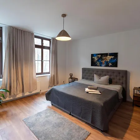 Md-3 Heidestrasse-zentrumsnah-2 Schlafzimmer-voll Ausgestattet * Magdeburg